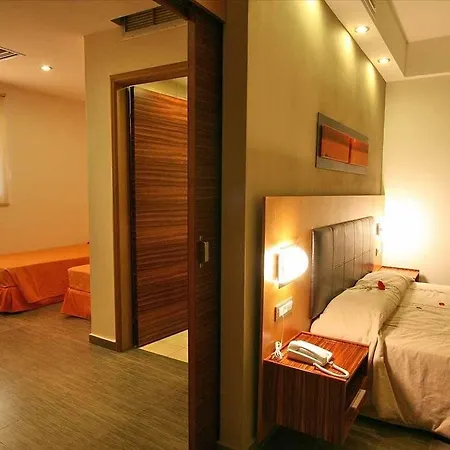 Virginia Family Suites Hotel